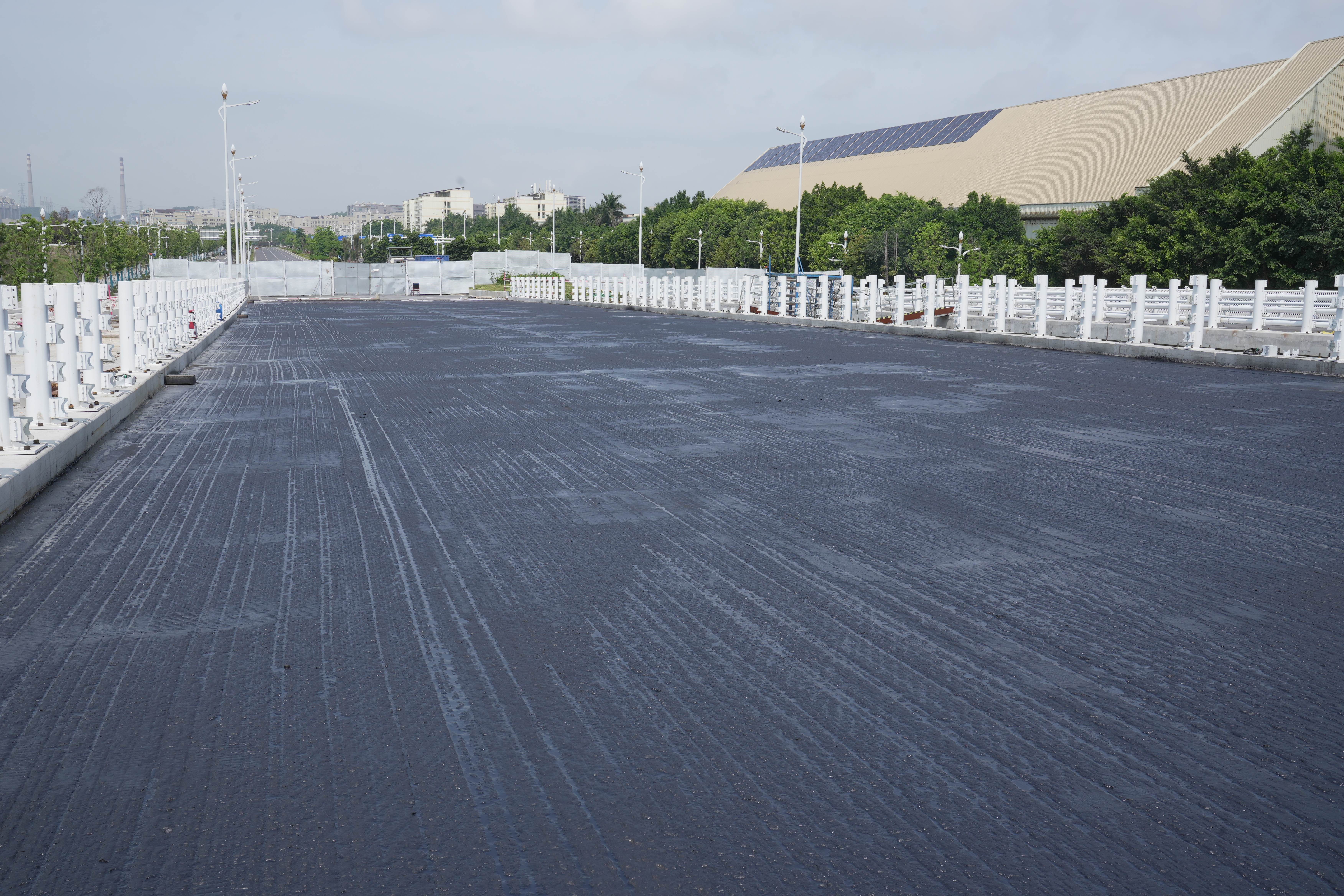 【淞源桥面防水】东莞滨海湾大桥